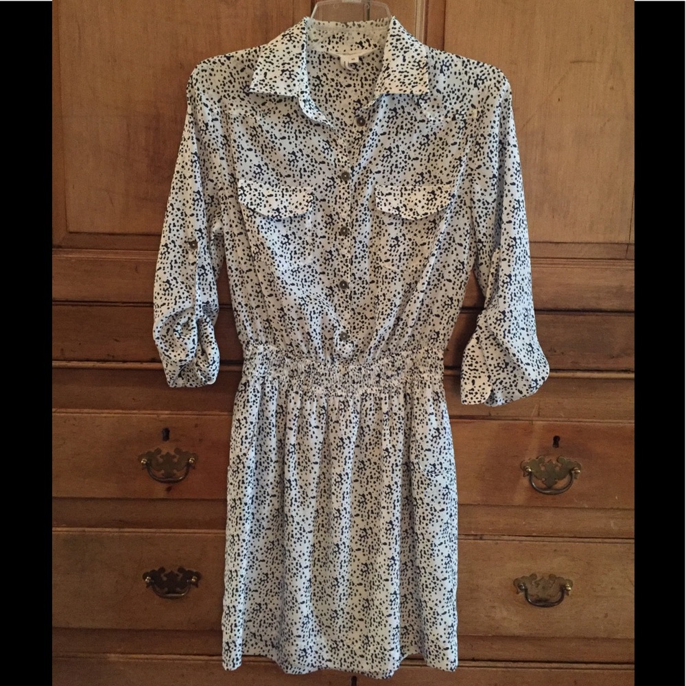 White and navy BCBG dress